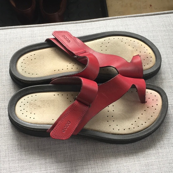 ecco light sandals